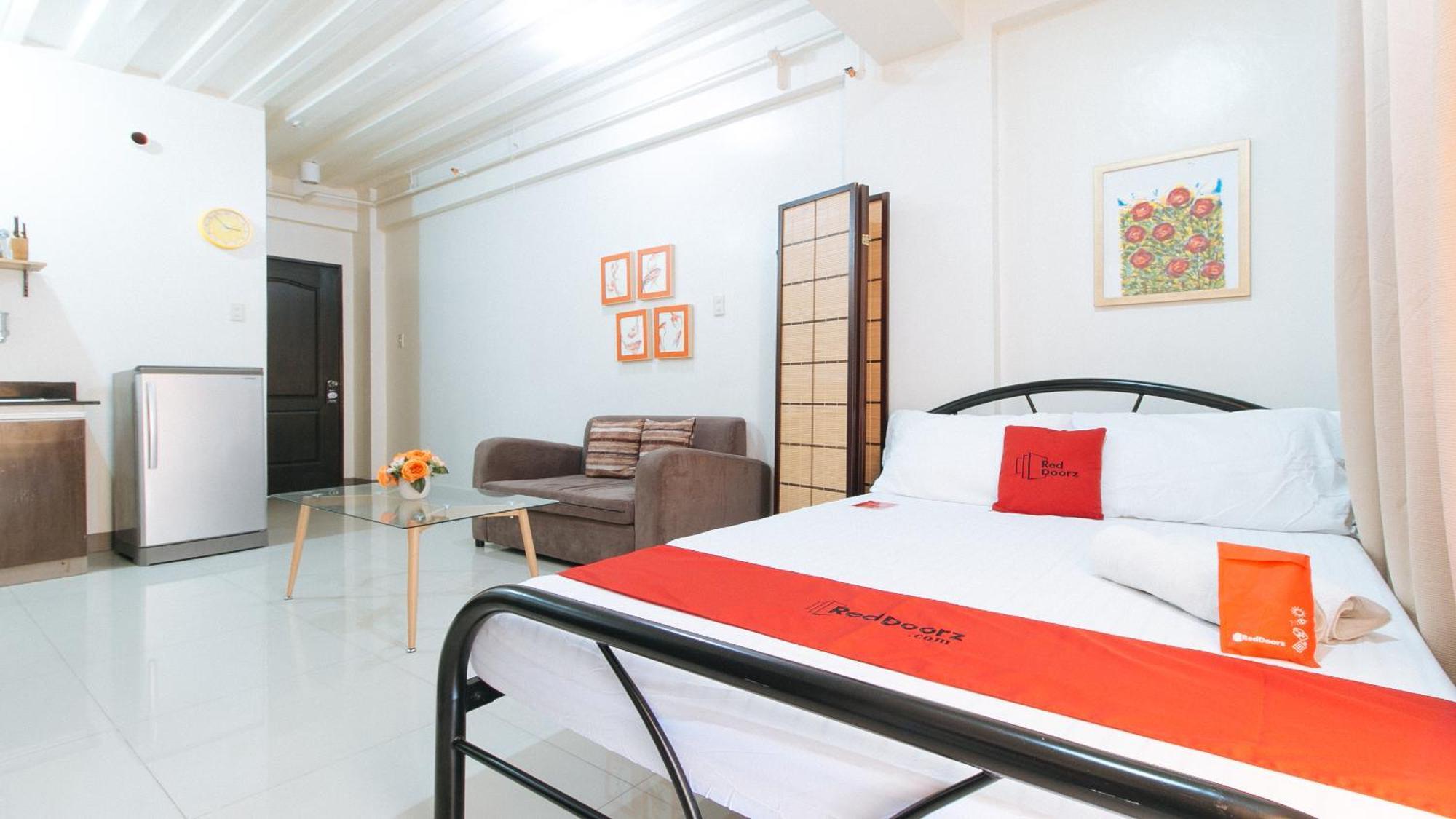 Reddoorz At Kassel Residences Paranaque Paranaque City Экстерьер фото