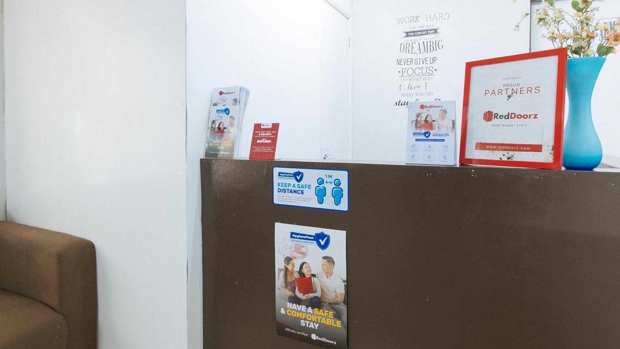 Reddoorz At Kassel Residences Paranaque Paranaque City Экстерьер фото