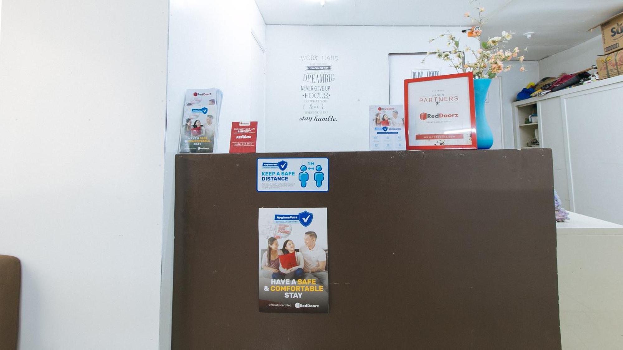 Reddoorz At Kassel Residences Paranaque Paranaque City Экстерьер фото